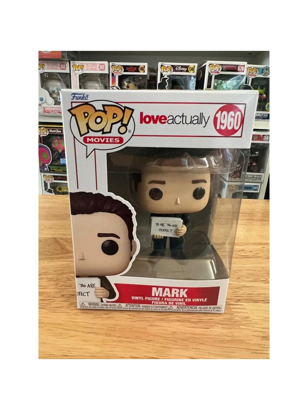 Mark w/ Sign Love Actually Funko Pop #1960 Movies Christmas Lincoln Holidays